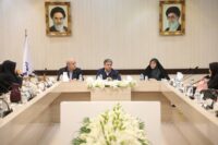 نقش اثرگذار زنان در حوزههای اداری و اجتماعی و تربیت نسل مسؤولیتپذیر/ حل مسائل بانوان کارمند از مرکز پیگیری میشود