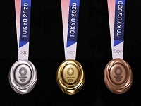 المپیک توکیو| مدال‌های المپیک را گاز نگیرید!/ لوئیس سوارز بوکسور شد؟