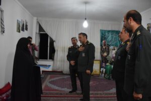 مسئول سازمان بسیج سازندگی کشور : دیدار با خانواده شهدا، ادای دین به مقام والای شهید است