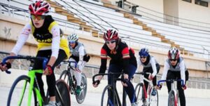 رکاب‌زنان کشور در اردبیل رقابت می‌کنند